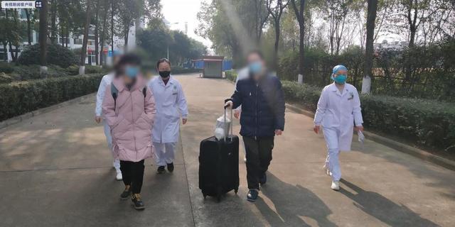 博尔塔拉病人院后返乡